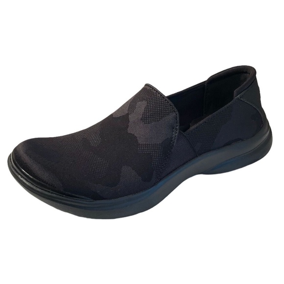 Bzees Shoes - Bzees Womens‎ Size 6 Jitterbug Black Slip On Shoes